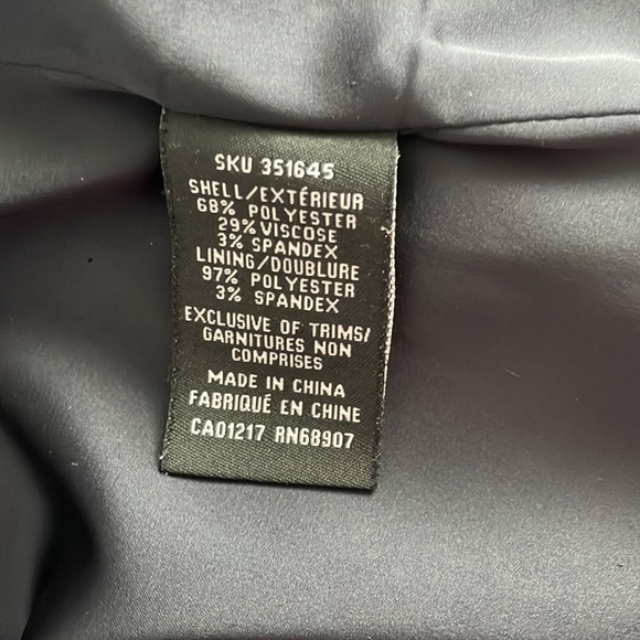 Le Chateau Navy Suit - Picture 5 of 9